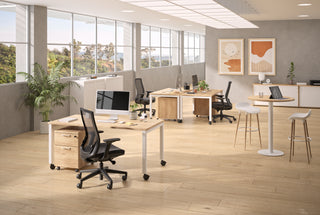 Buronomic Détente round high table in white and Nebraska