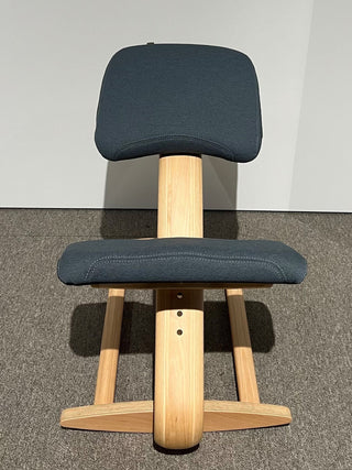 Balans Classic Kneeling Chair